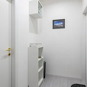 Quiet And Modern Apartamento Florencia